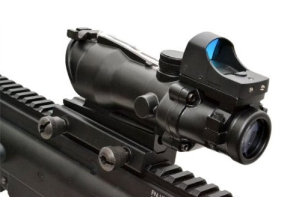 ARMADILLO SIGHT 4X32 MAGNIFIER HOLOGRAPHIC WITH RED DOT